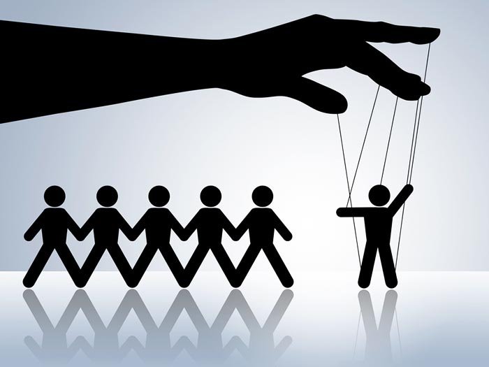 „Virusul Om“, vremea manipulărilor şi salvarea 107295