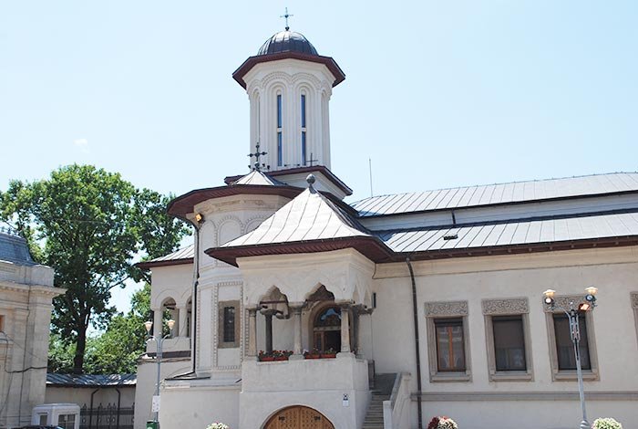 Astăzi se resfinţeşte Paraclisul Reşedinţei patriarhale 107366