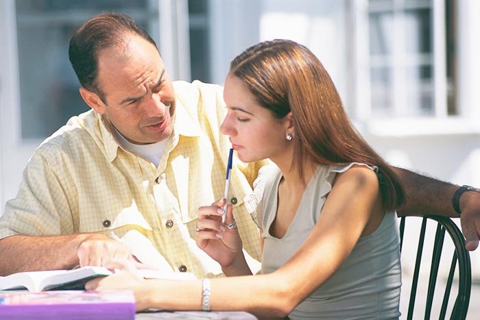 Presiunea grupului şi moduri în care părinţii o pot echilibra 107370