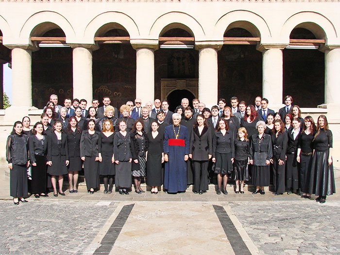 Părintele Constantin Drăguşin a împlinit 80 de ani 107424