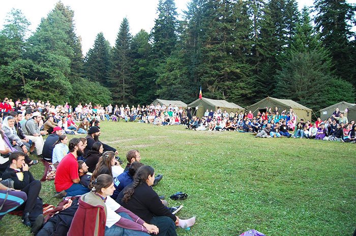 650 de tineri din Moldova, în tabără la Nemţişor 107535