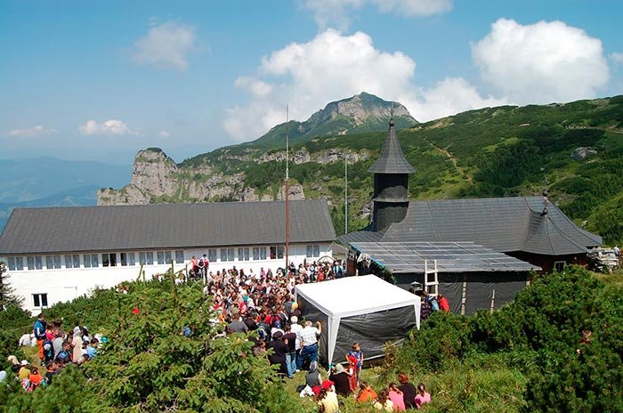 Pelerinaj pe Muntele Ceahlău de Schimbarea la Faţă 107594