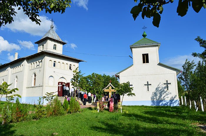 Binecuvântări ale aşezămintelor sociale din Cerbu şi Răzeşu 107613