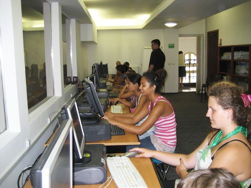 Proiect social pentru copiii defavorizaţi 107630