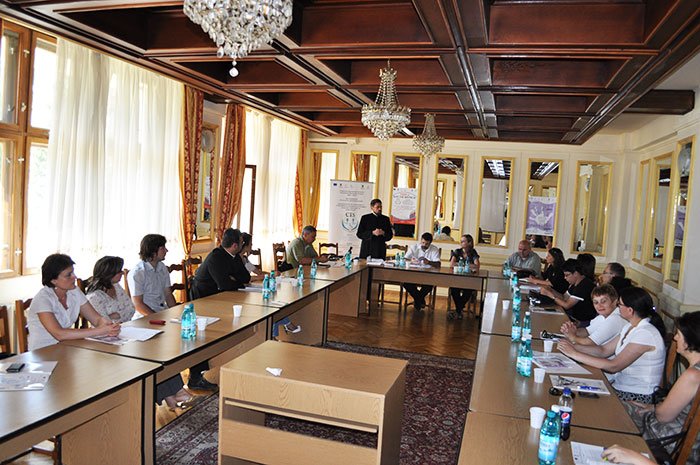 Conferinţă dedicată promovării angajării persoanelor cu dizabilităţi 107681