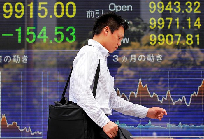 Criza datoriilor devine o problemă mondială 107700