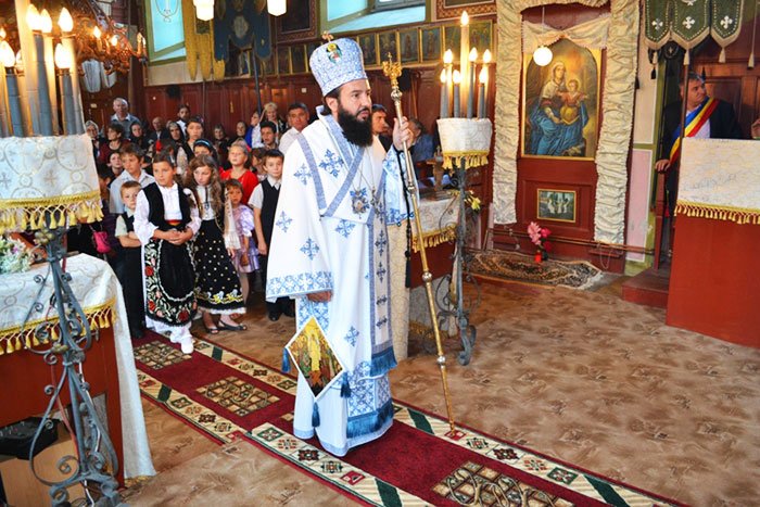 Vizită arhierească în Parohia Prilipeţ 107790