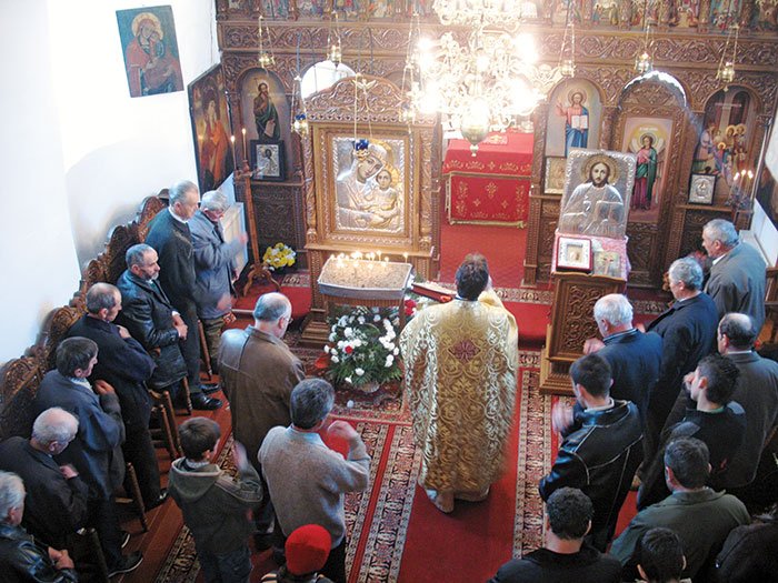 Banii şi bisericile 107901