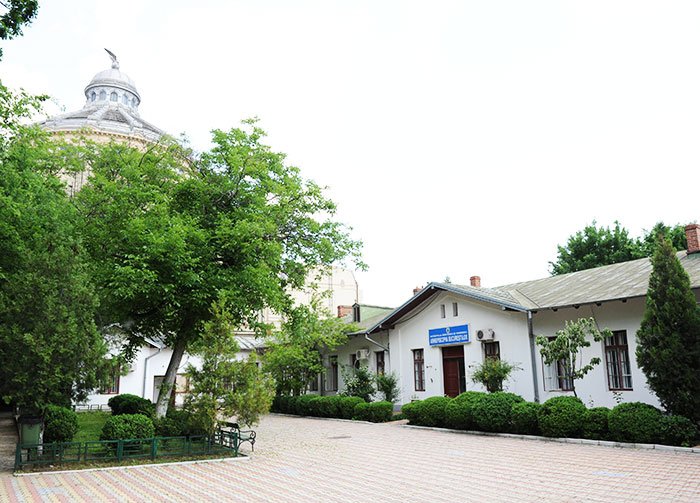 Examene pentru teologii din Arhiepiscopia Bucureştilor 107896