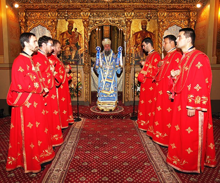 Sfântul Nifon, prăznuit la Catedrala mitropolitană din Craiova 107890