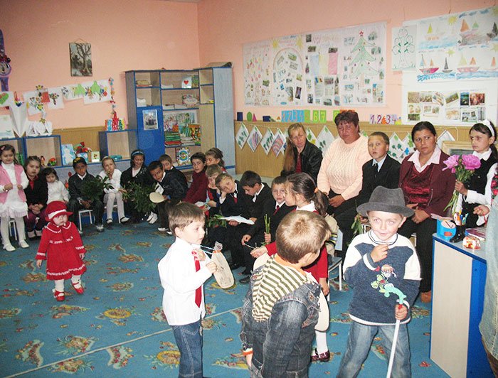 Grădiniţa parohială, o soluţie pentru educaţia creştină a copiilor 107920