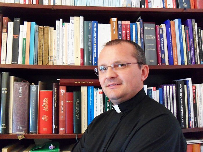 Nimic mai frumos decât să-ţi consacri viaţa lui Hristos 107919