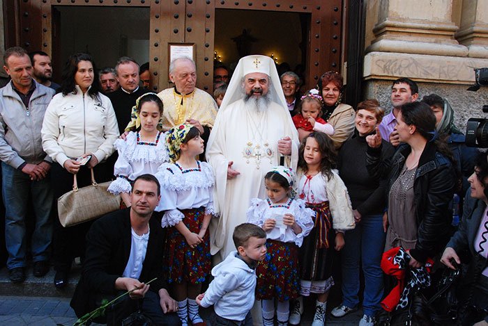 Comuniune românească în vreme de criză economică 107970