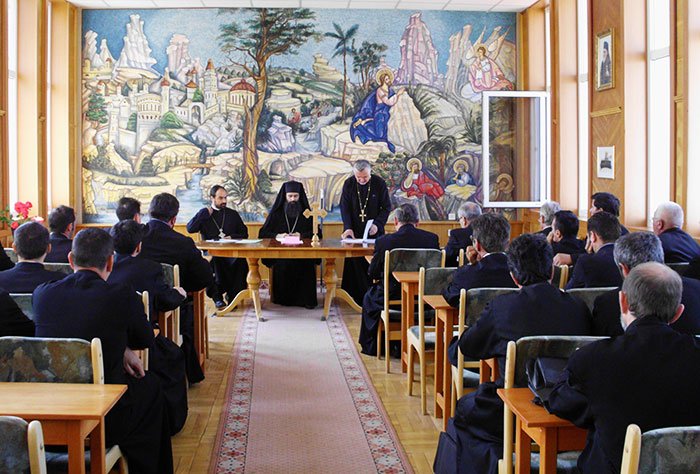 Examene pentru obţinerea gradelor profesionale în Mitropolia Banatului 108120