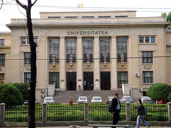 Peste 2.000 de locuri disponibile, la Universitatea Bucureşti 108295