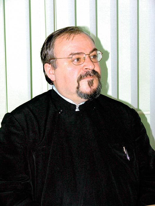 „Creştinismul non-religios“ şi „întoarcerea“ lui Dumnezeu 108320