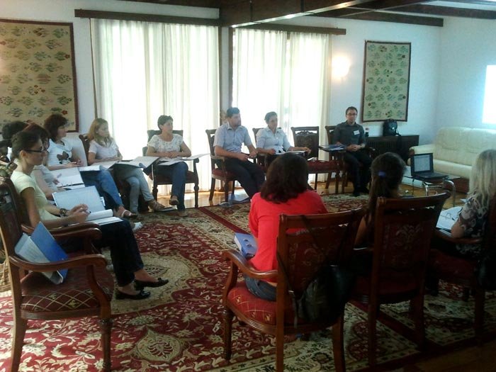 Cursuri de formare pentru specialiştii din domeniul social 108395