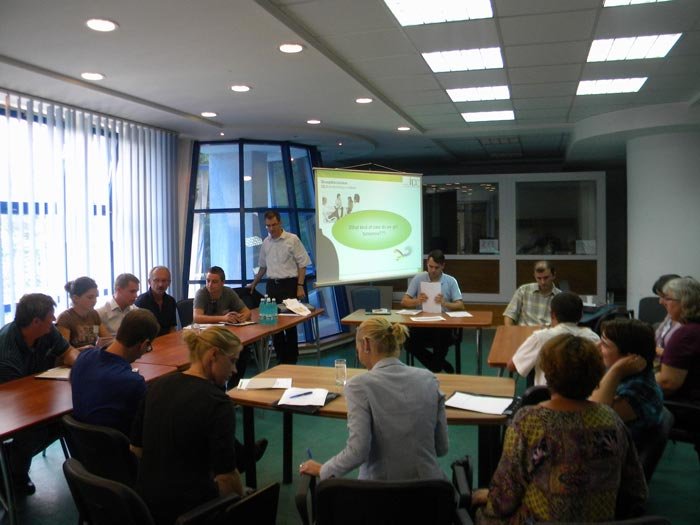 Pregătire în domeniul managementului social 108411