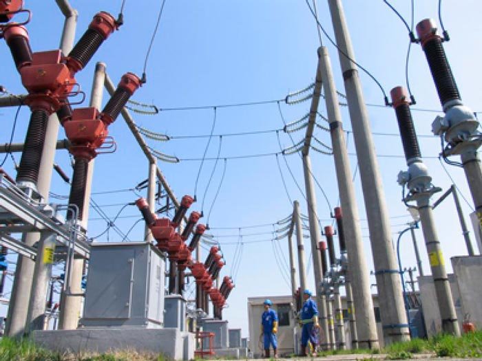 Preţul energiei electrice ar putea creşte cu 10% 108446