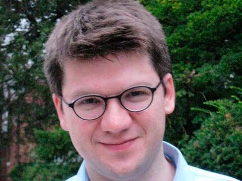 Ce ne ţine împreună? 108499