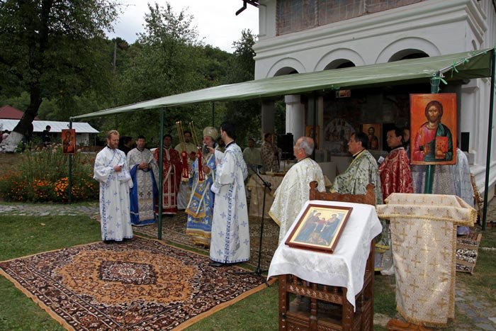 Mănăstirea Logreşti şi-a serbat hramul 108518