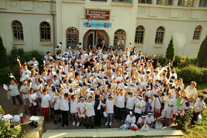 Tabăra de creaţie „Licăr de lumină“ de la Durău, la final 108530