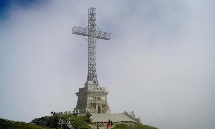 Sfânta Cruce, cinstită în toate bisericile 108553