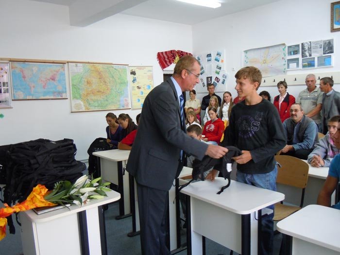 Universitatea „Al. I. Cuza“, mai aproape de comunitate 108551