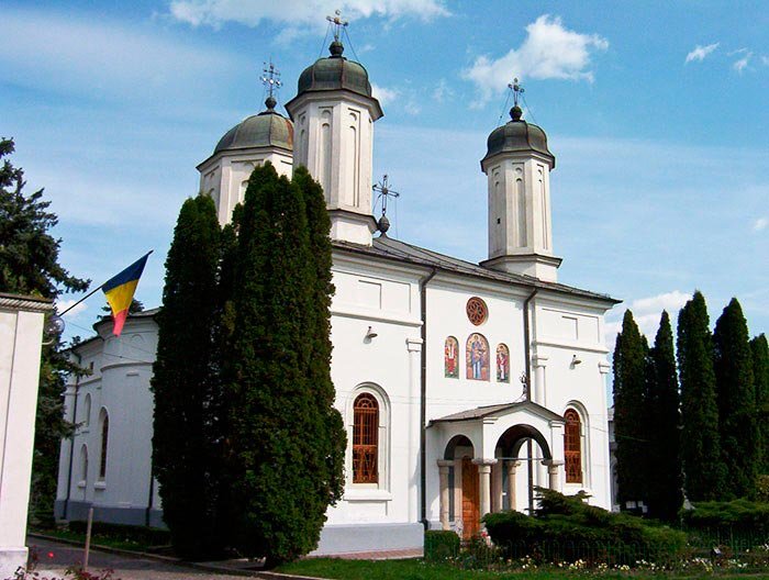 Pelerinaj pentru credincioşii din Bustuchin 108572