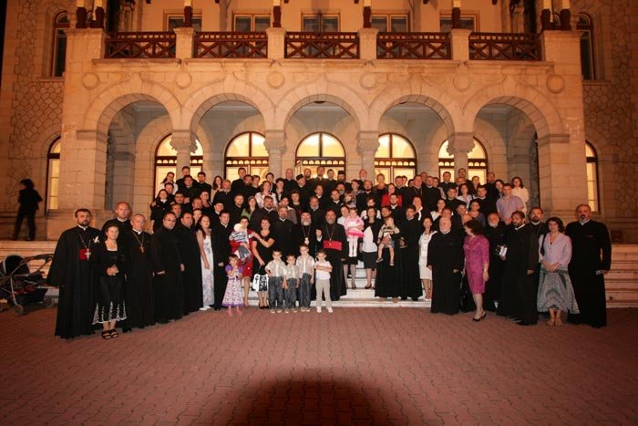 Provocările familiei, prezentate preoţilor într-o nouă conferinţă teologică 108574