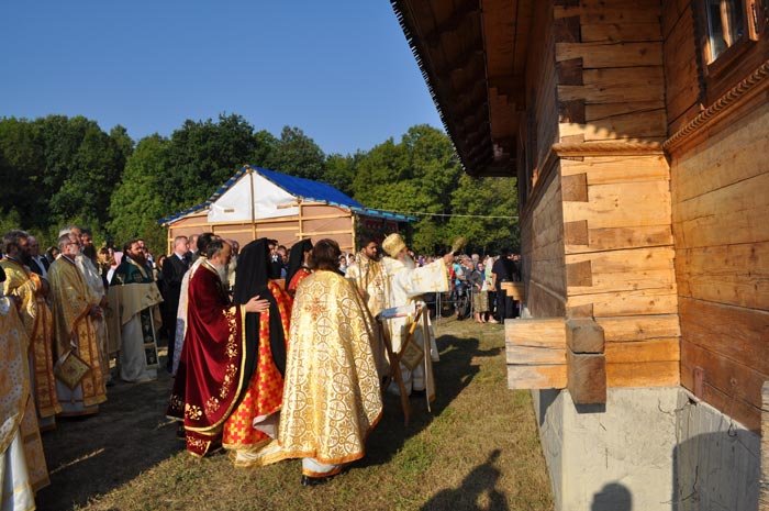 „Sfânta Cruce să ne fie mod de viaţă!“ 108594