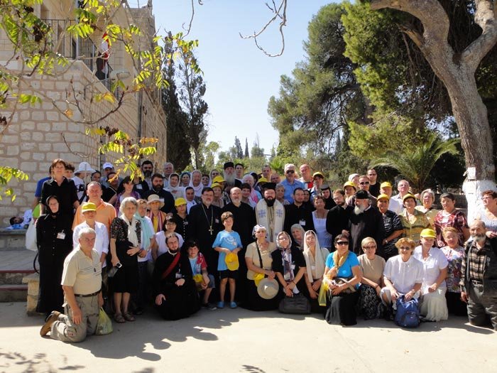 Românii din Scandinavia, în pelerinaj la mănăstirile de acasă 108627