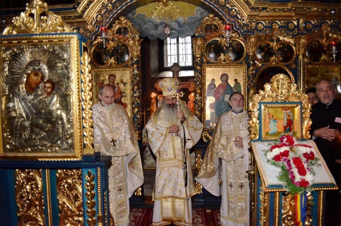 Hirotesia noului protopop al Protopopiatului Piatra Neamţ 108647