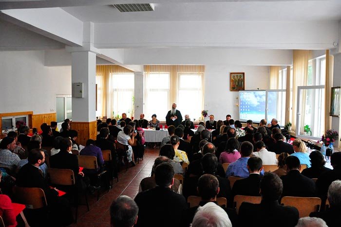 Distincţii bisericeşti pentru inspectorii de religie din Arhiepiscopia Iaşilor 108730