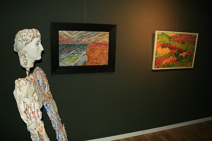 „Scriu rugăciuni pe majoritatea lucrărilor mele” 108861