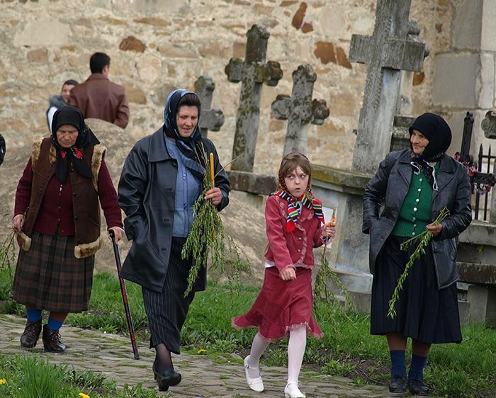 Comuniunea celor diferiţi 108967