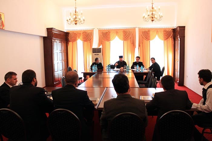 Concurs pentru ocuparea posturilor de preot în Arhiepiscopia Râmnicului 109047