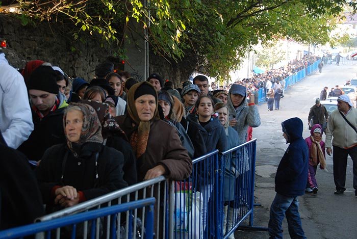 Moaştele Sfântului Policarp vor fi aduse la Iaşi 109053
