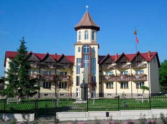 Conferinţă preoţească la Huedin 109097