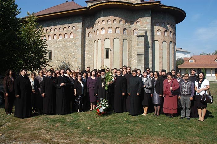 Întrunirea profesorilor de religie din Arhiepiscopia Romanului şi Bacăului 109100
