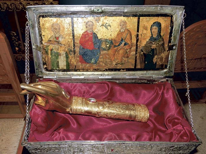 Moaştele Sfântului Policarp, spre închinare la Iaşi 109099