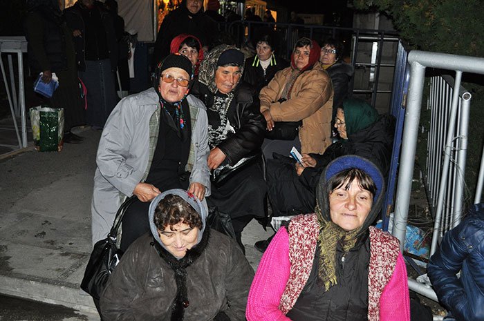 „Aşteptăm să o întâmpinăm pe Sfânta Parascheva“ 109162