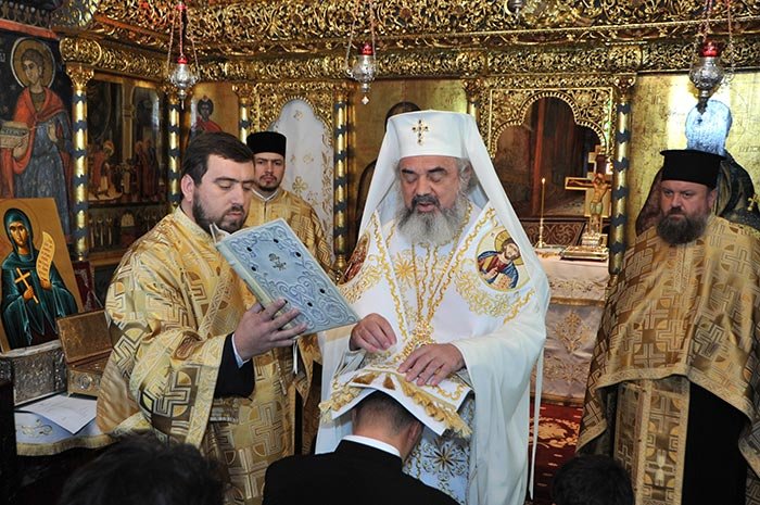 Hirotesie întru duhovnic în Arhiepiscopia Bucureştilor 109200