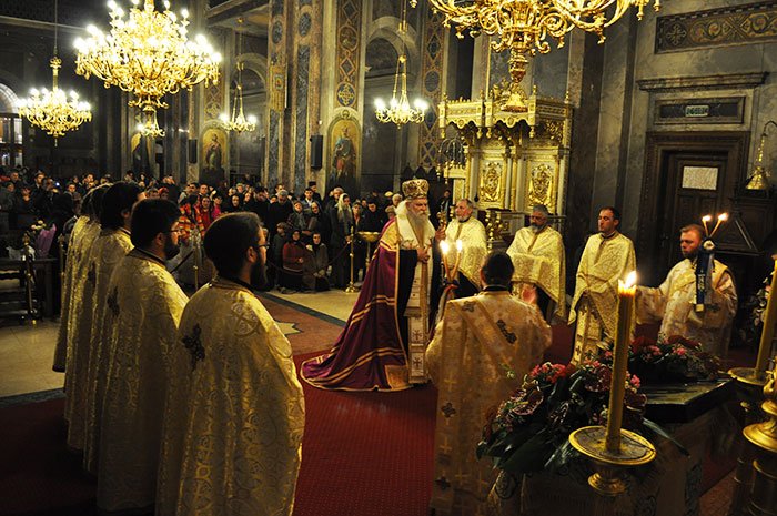 Slujbe arhiereşti la Catedrala mitropolitană din Iaşi 109224