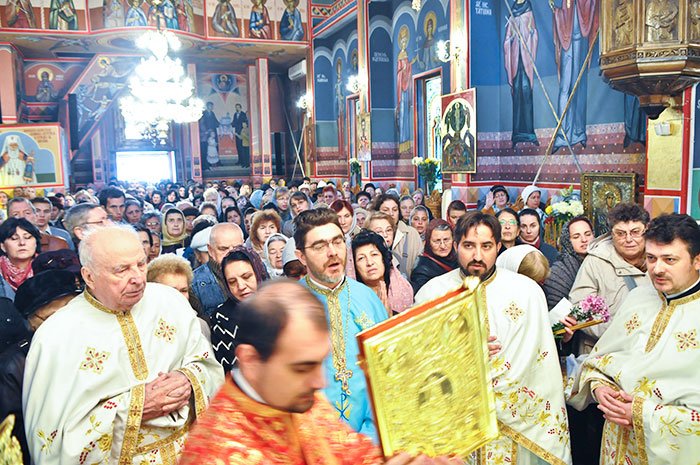 Hram la parohia bucureşteană Doamna Oltea 109266