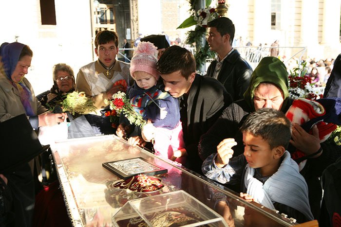 Iaşii Sfintei Parascheva, o cetate a rugăciunii 109282