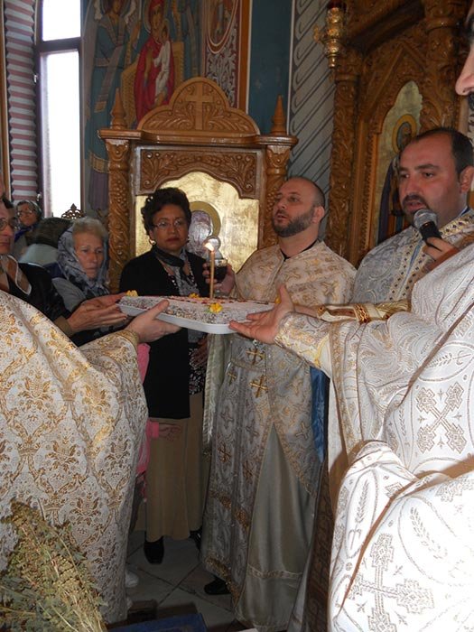 Biserica „Cuvioasa Parascheva“ din Severin, la zi de praznic 109313