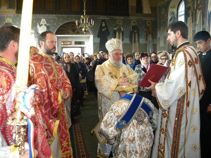 Hram la biserica din Niculiţel, judeţul Tulcea 109301
