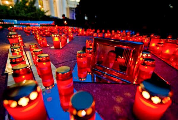 „Val de lumină“ în memoria tuturor copiilor plecaţi de pe pământ 109328