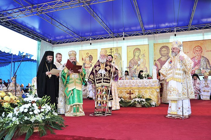 Aceste moaşte sunt mai de preţ decât orice comoară şi pietre scumpe 109561